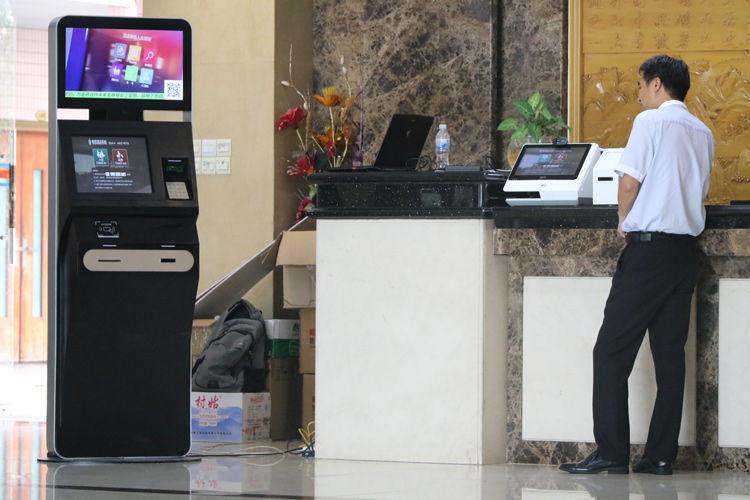 Self-service Check-in Kiosk Machine